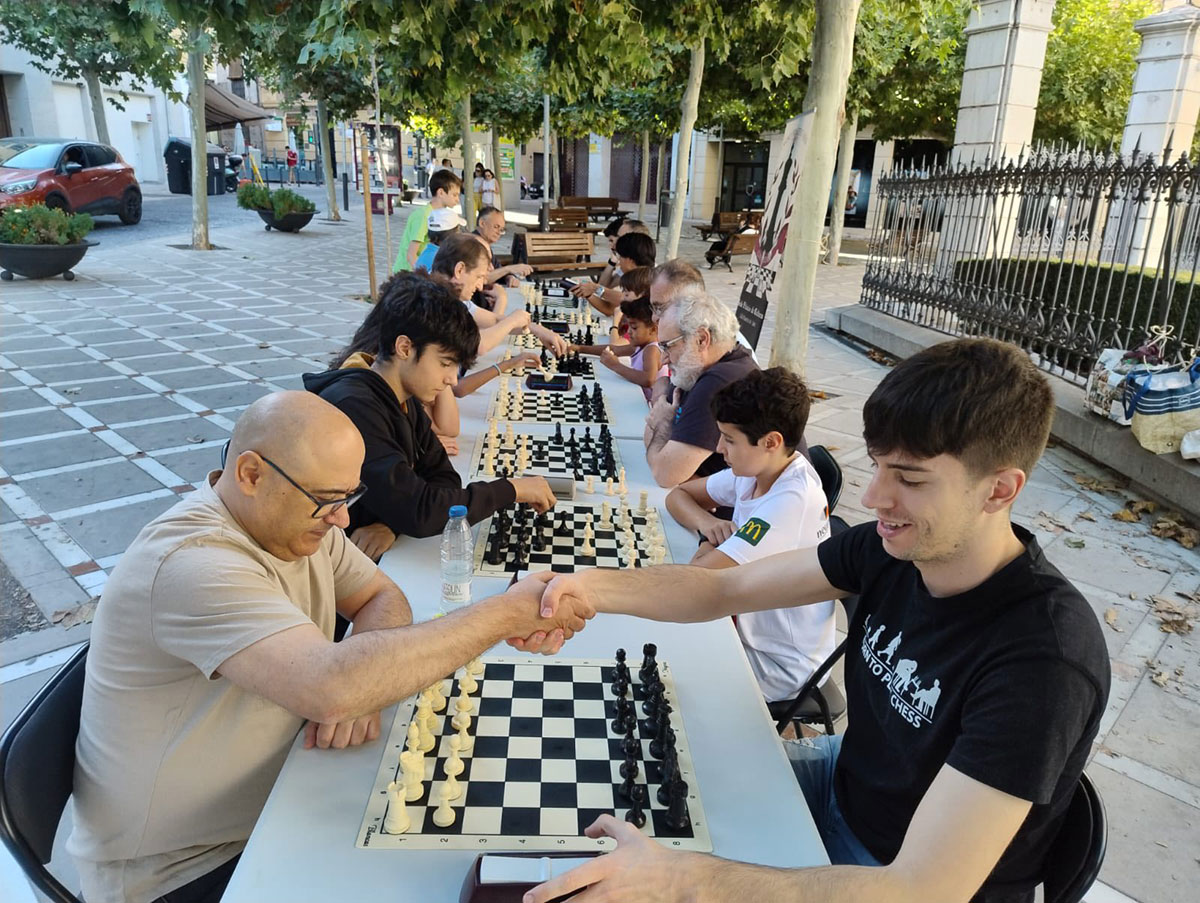 006 Ajedrez Callejero